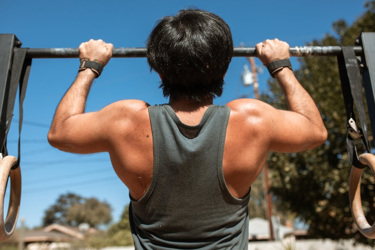 Read more about the article Calisthenics Back Workouts: Build Strength and Sculpt Your Back at Home